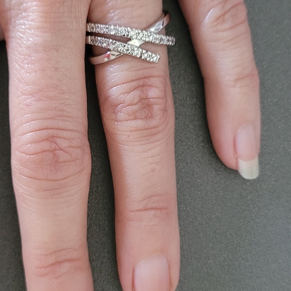 Cubic Zirconia RSC Fashion Ring EUC Silvertone - Picture 5 of 14